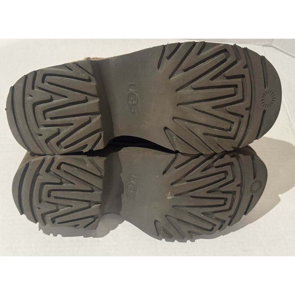 UGG Classic Ultra Mini New Heights Boot Hickory Size 10 Women’s - Picture 8 of 8